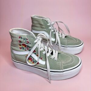 Women’s Vans Sk8-Hi Tapered Stackform shoes size 6